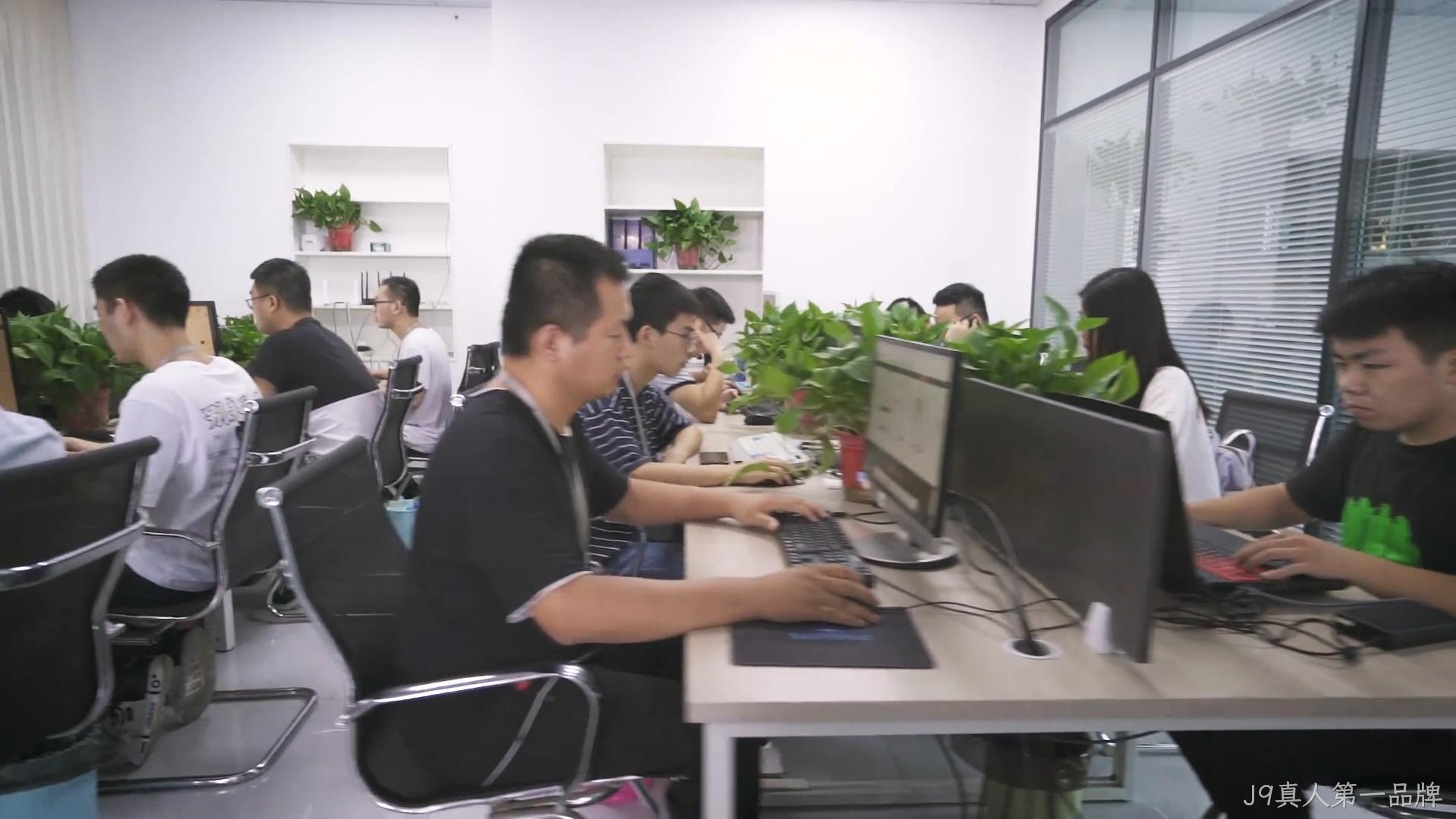 企业网站建设别踩坑！J9真人第一品牌 11 年定制，让官网成为获客利器